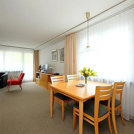 Allod Park Haus C 604 By Interhome Lejlighed Davos